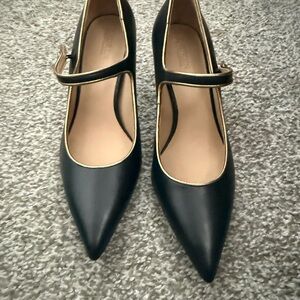 Ralph Lauren Black and Gold Heels